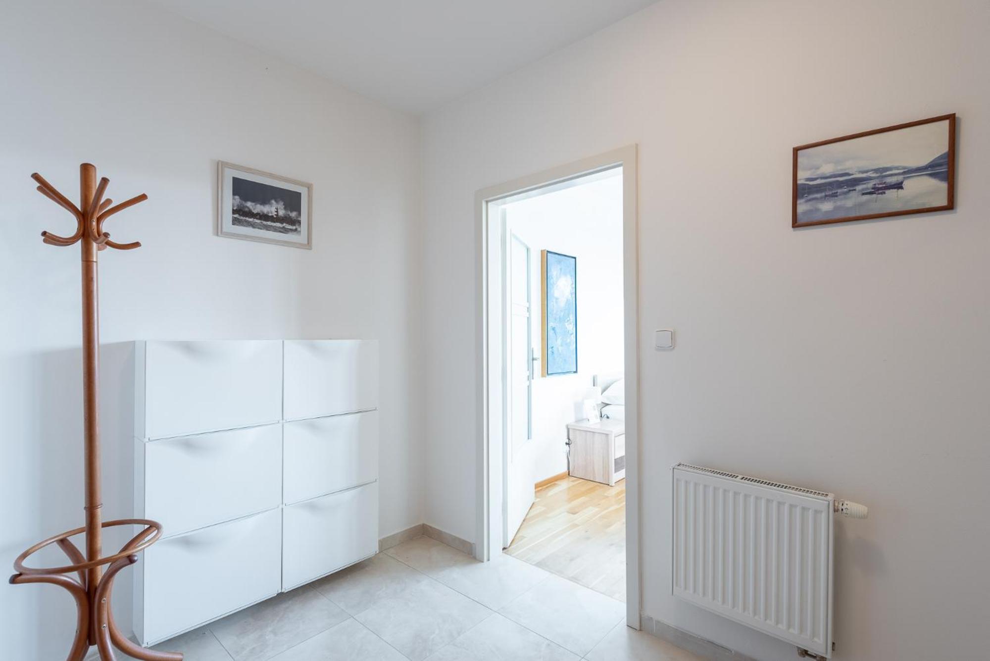 Sunny Safron Apartment Prag Exterior foto